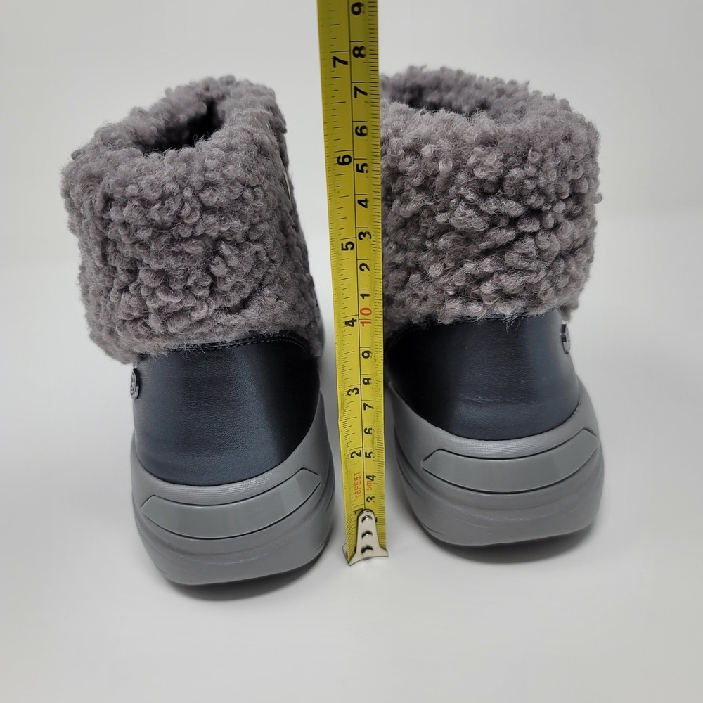 Bzees Ovation Blue Gray Sherpa Side Zip Ankle Boot Bootie Sz 8W Machine Washable - Picture 4 of 13